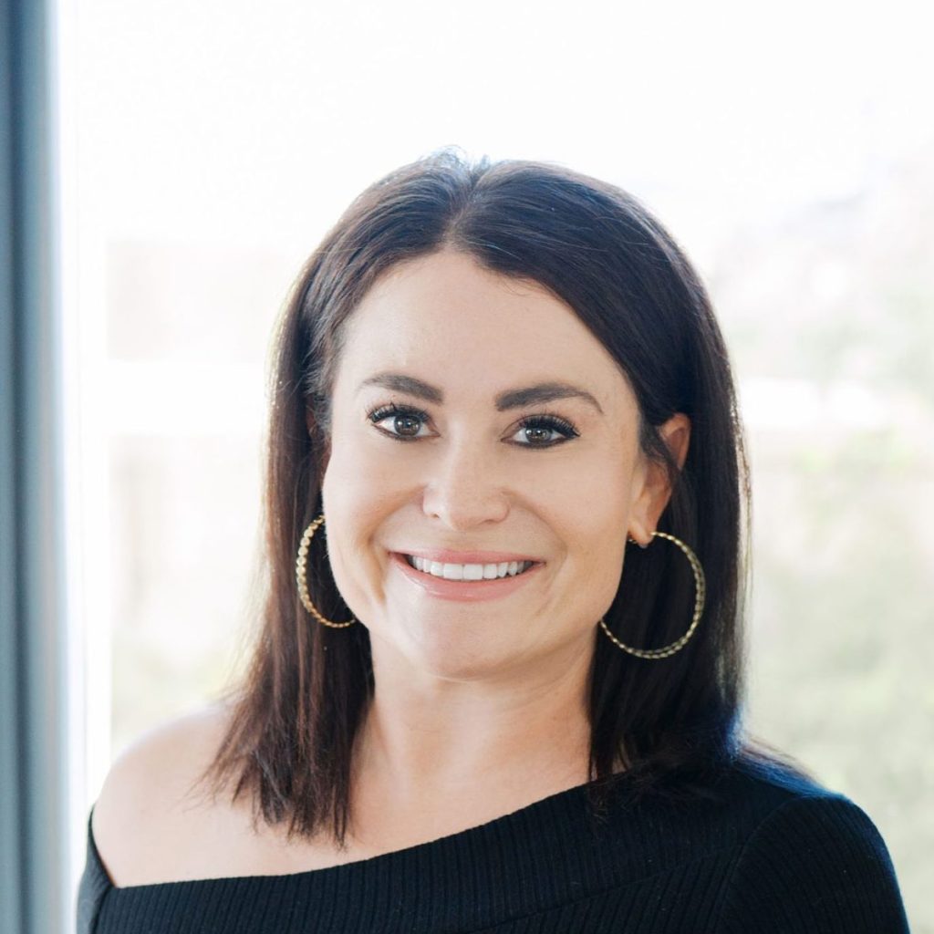 Palmer featured design ambassador Lauren Lerner