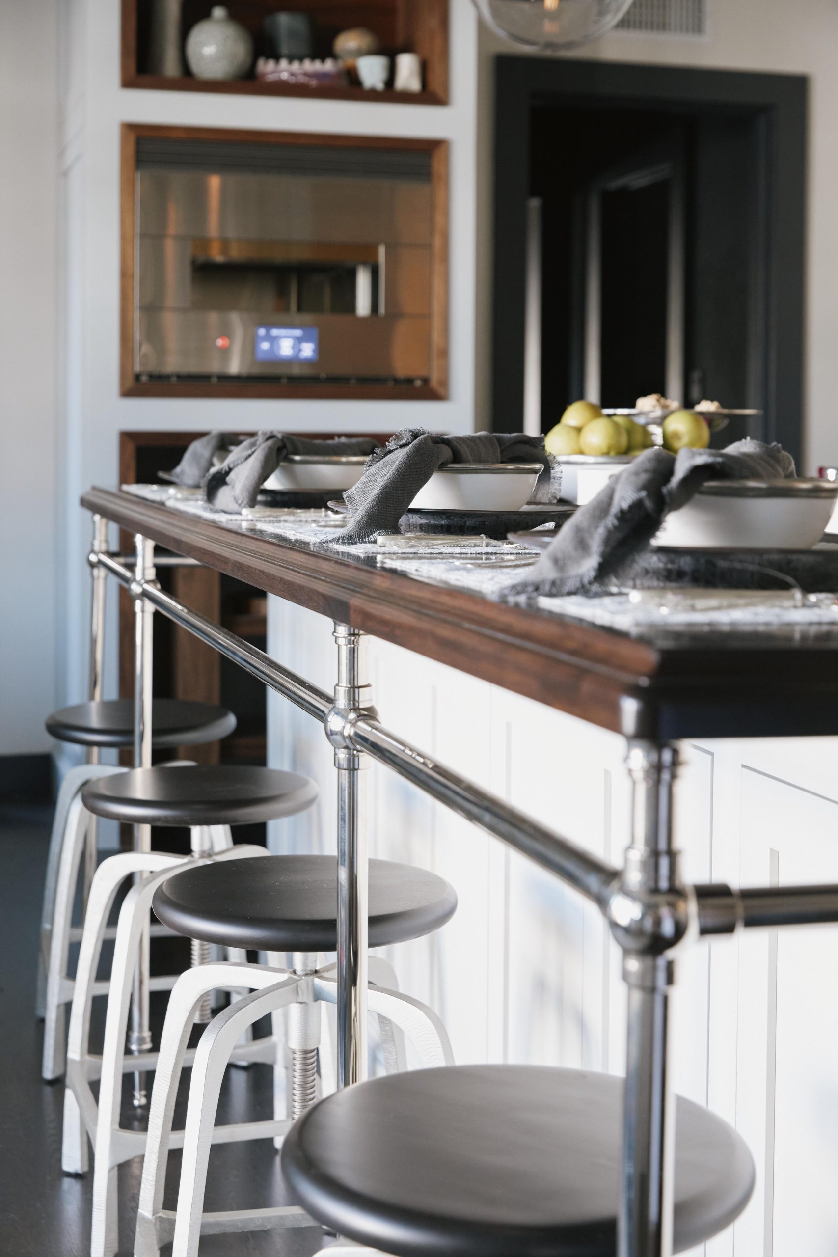 Classic Tapered Foot style Design Kitchen Leg System in polished chrome
