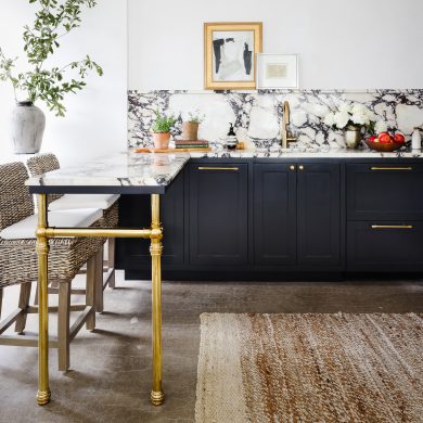 Decorative Collar Classic Kitchen Leg System in polished brass