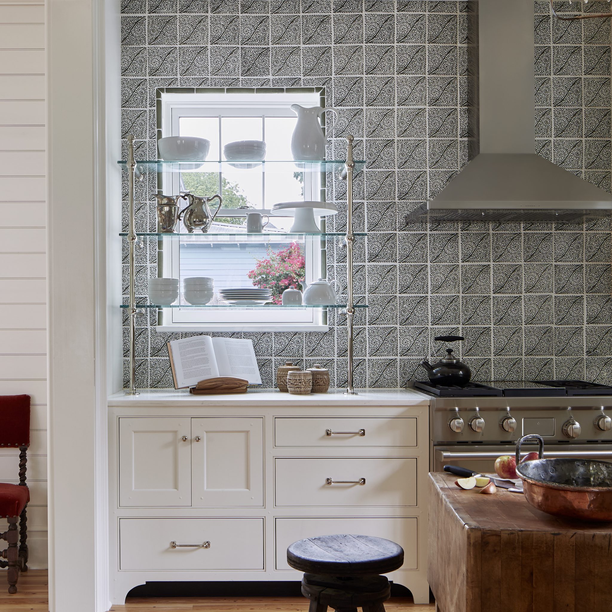 Ball Style Shelving