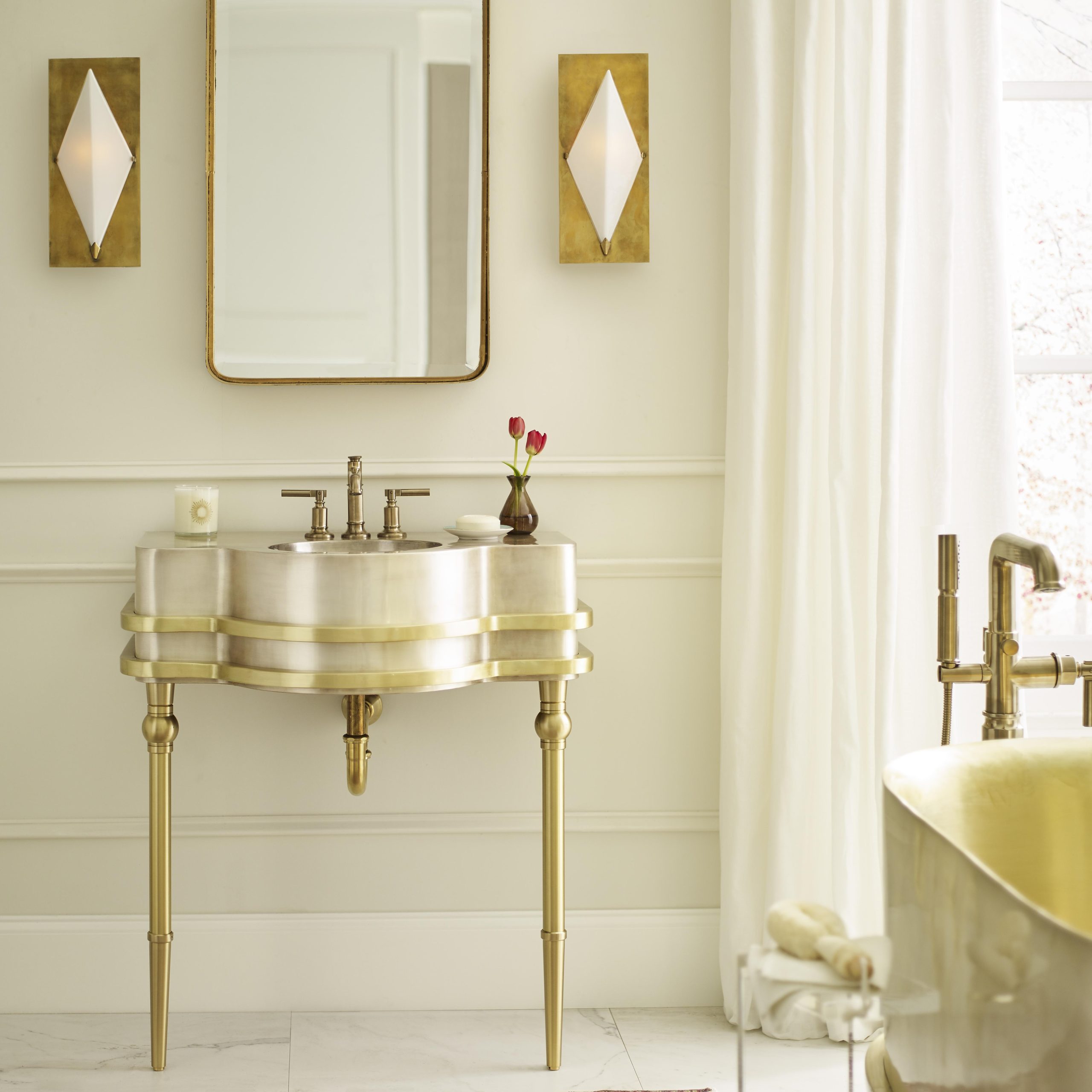 Kara Cox & Thompson Traders Quintana Collection featuring the Modern style Vanity Leg System