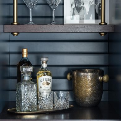 Split Collar style Bistro Designer Shelving