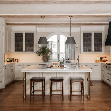 Carthage Kitchen Legs supporting a countertop overhang