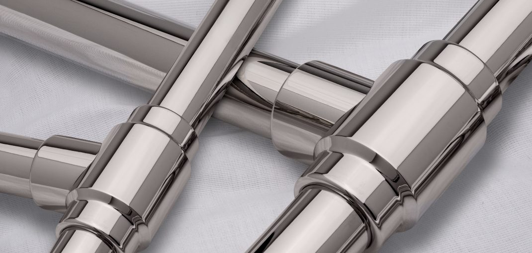 Studio style Tee connectors in 1-1/2" and 1 " diameter tubing