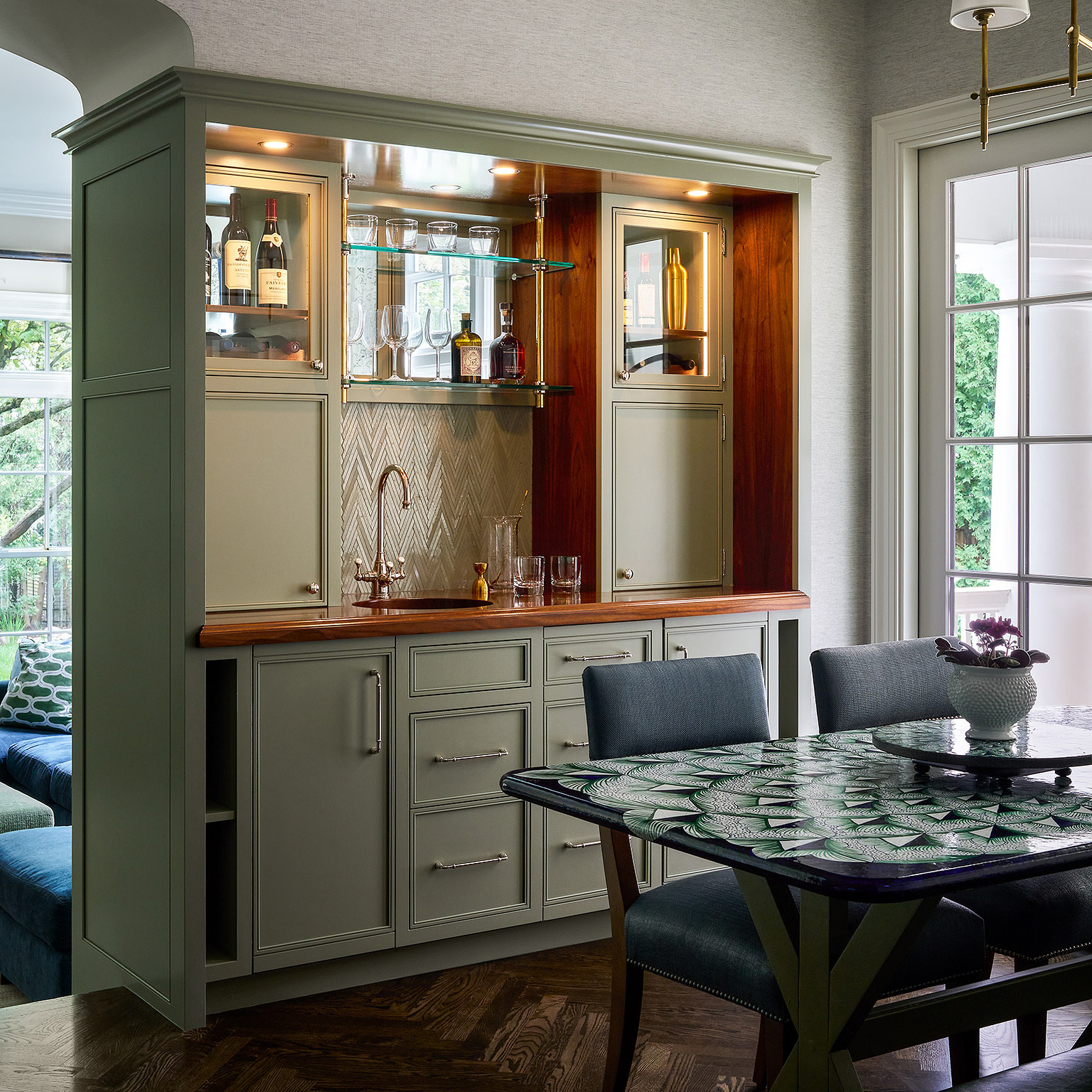 Ceiling & wall-mounted Split Collar Bistro Designer Shelving