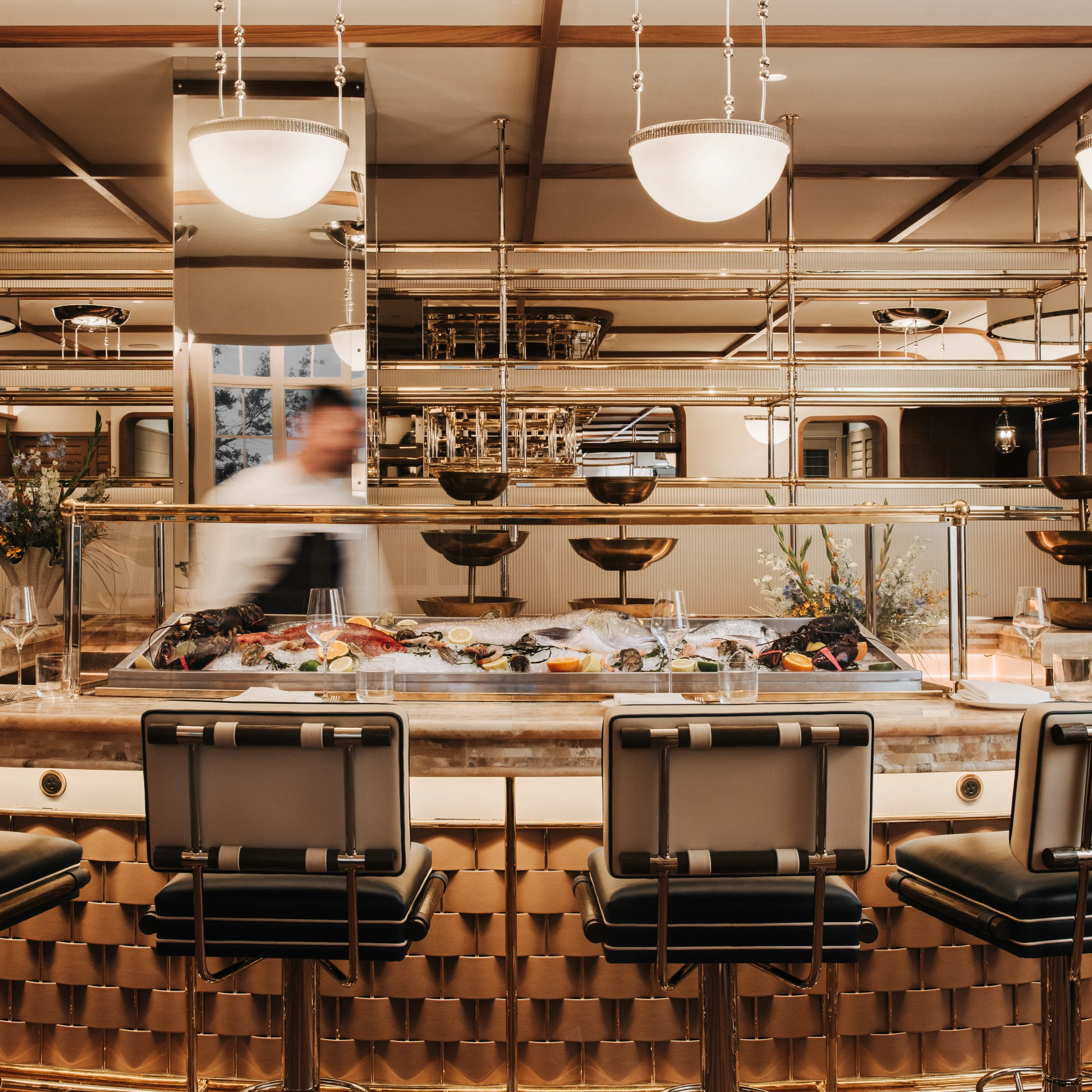 Raw Bar Partition & Shelving